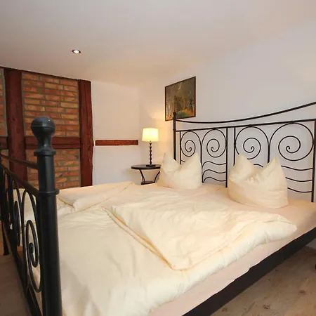 Haus 1795 Stieglitz * Wustrow (Fischland)