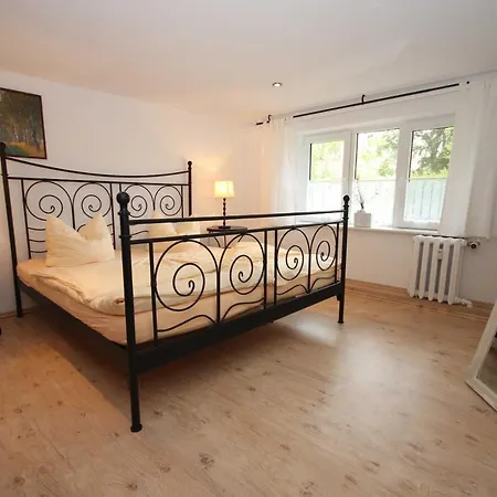 Haus 1795 Stieglitz Holiday home Wustrow (Fischland)